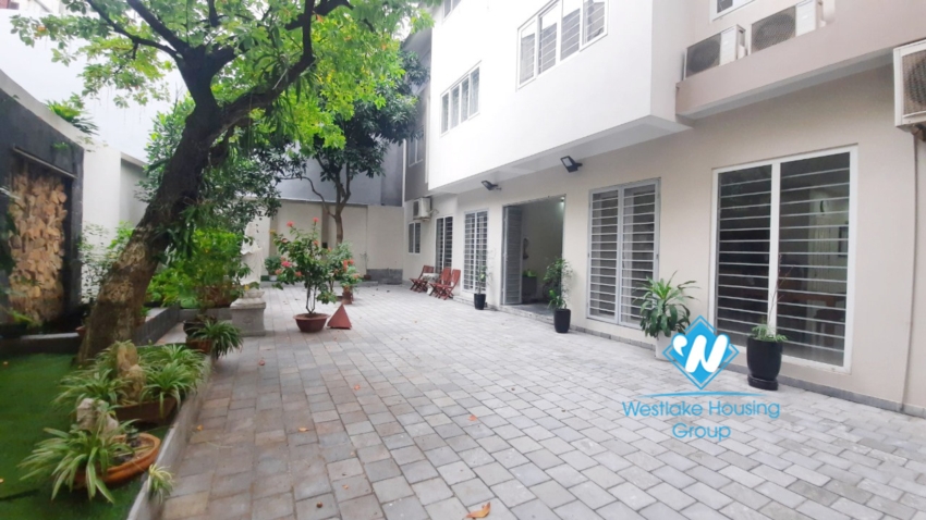 5 bedroom house for rent in Long Bien